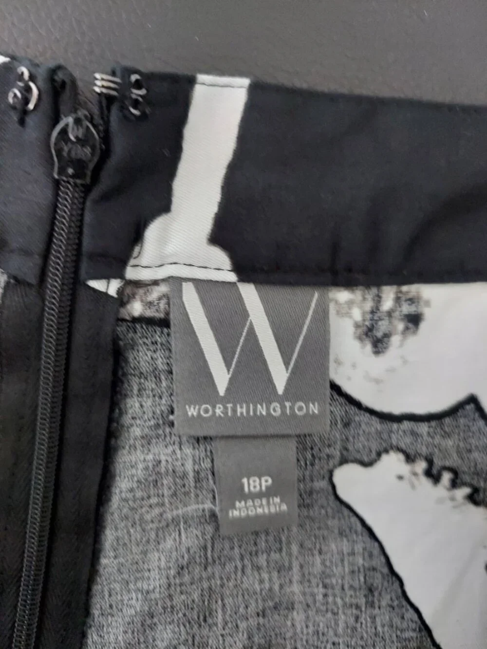 NWOT Worthington Midi Skirt SZ 18P 100% Cotton